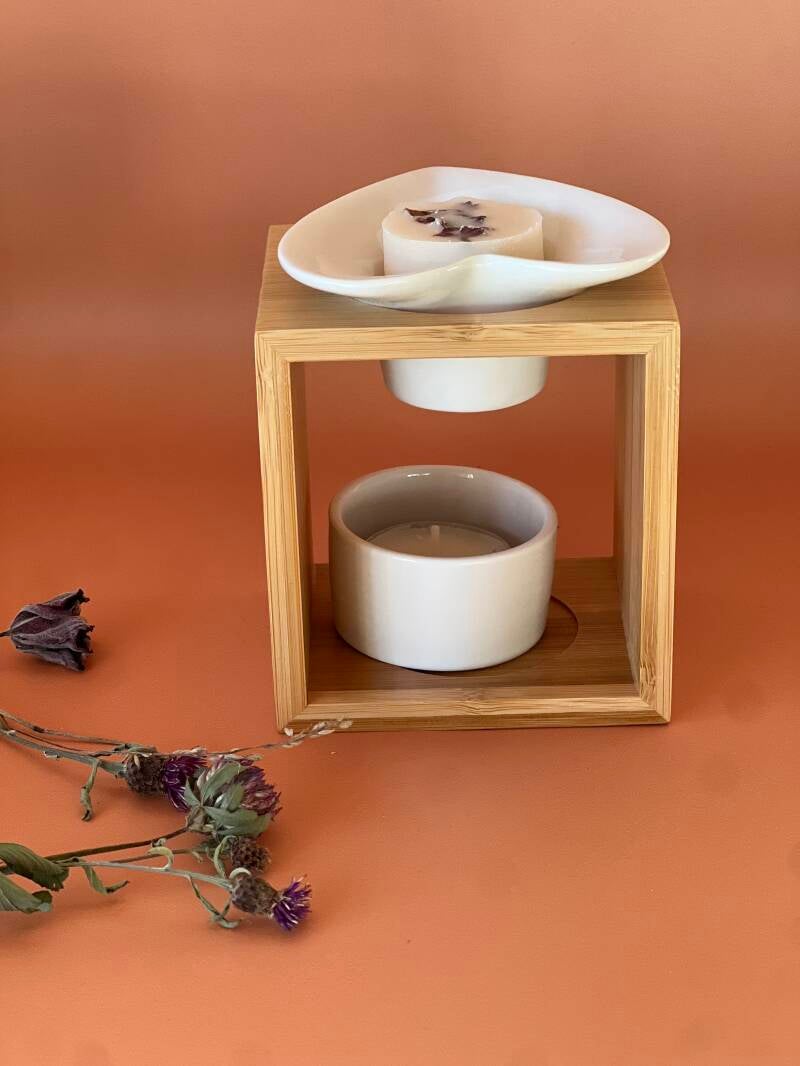 Brûle parfum coeur-Design Moderne et Epuré en Céramique et Bambou – Bougeoir fondant parfumé-aromathérapie